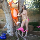 Elektra Rose in 'Dirty Neighbor'