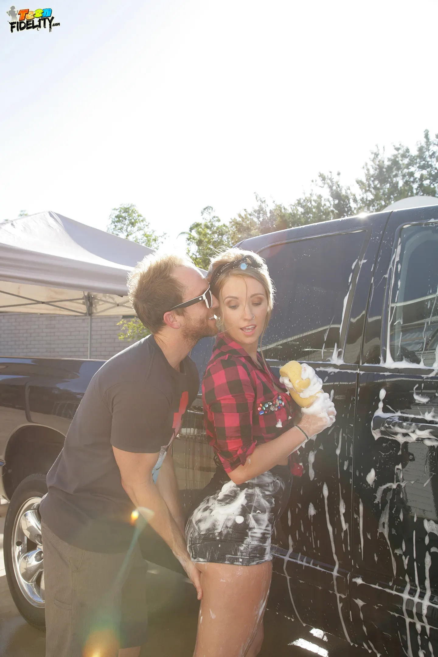 Harley Jade - Bubble Butt Carwash 3 | Picture (35)