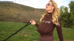 Kelly Madison - Titty Trecking | Picture (2)