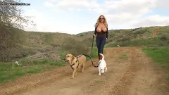 Kelly Madison - Titty Trecking | Picture (6)